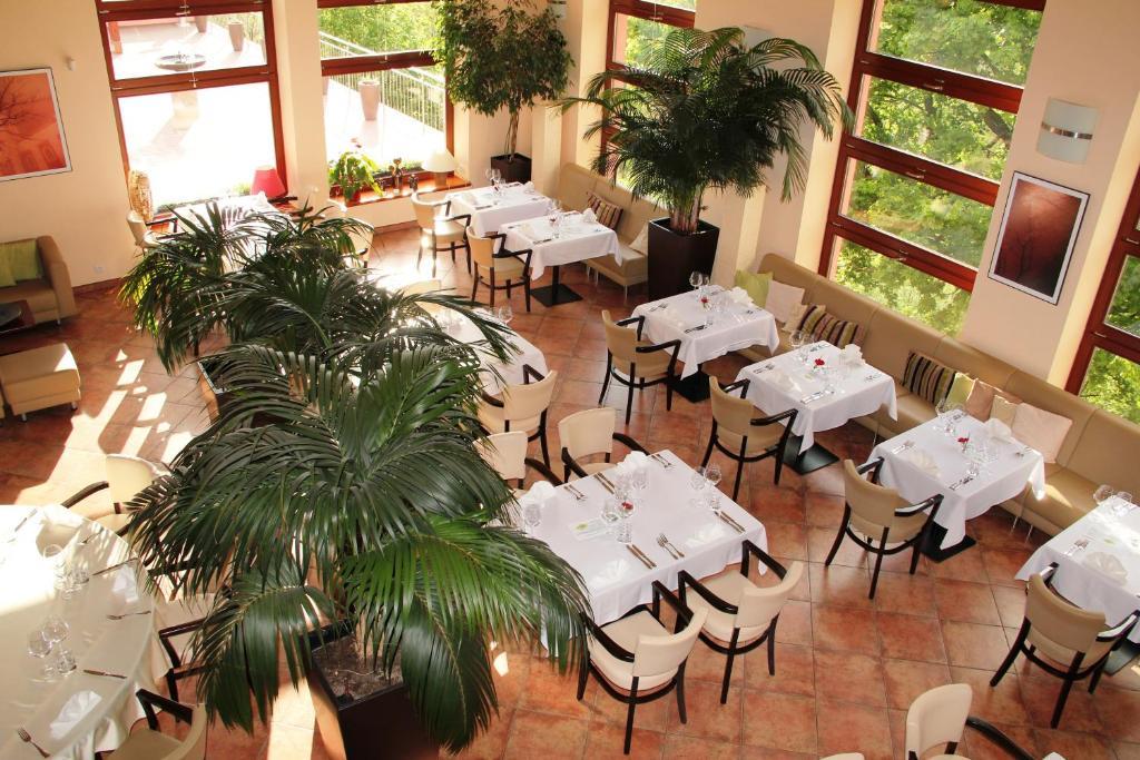 Hotel Cvilin Krnov Eksteriør bilde
